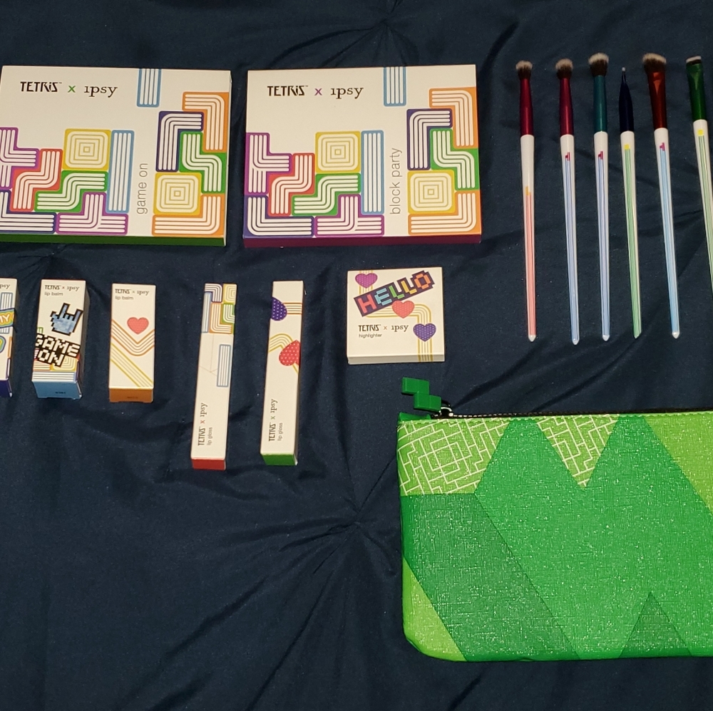SOLD! Tetris x Ipsy Collection Bundle